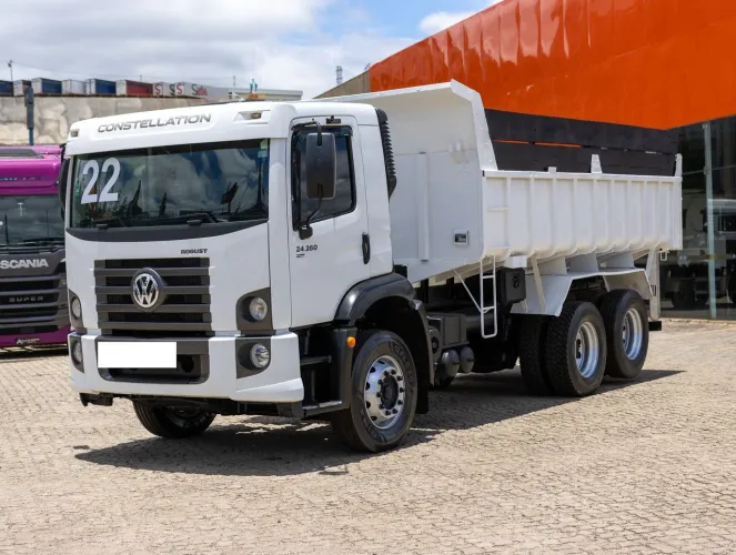 Volkswagen 24-260 caçamba 2022
