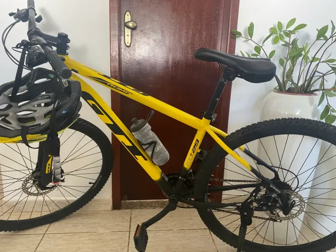 VENDO bicicleta aro 29 quadro 17 usada poucas vezes