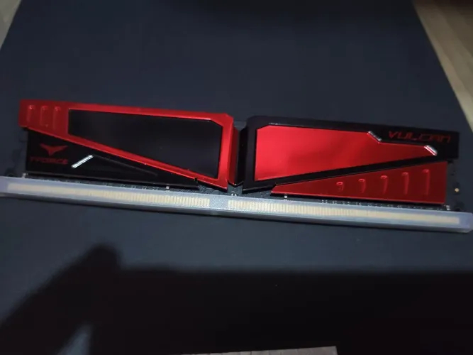 DDR4 vulcan 8GB 2400mhz
