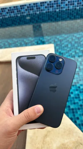 IPHONE 15 PRO 128gb - Semi novo impecável