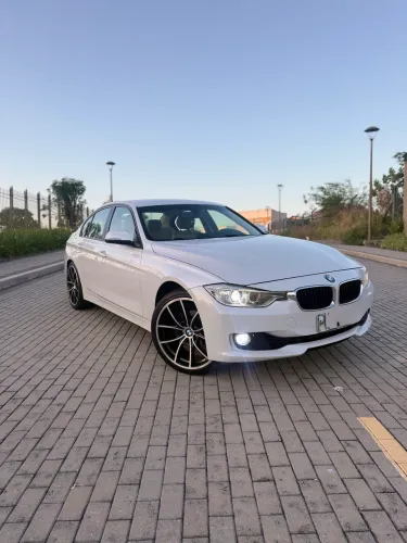 BMW 320I A 2.0 Turbo/activeflex 16V 184cv 4P 2015