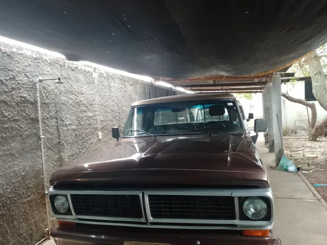 Camionete F1000 