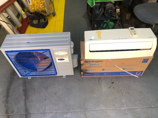 Split Inverter Midea Carrier