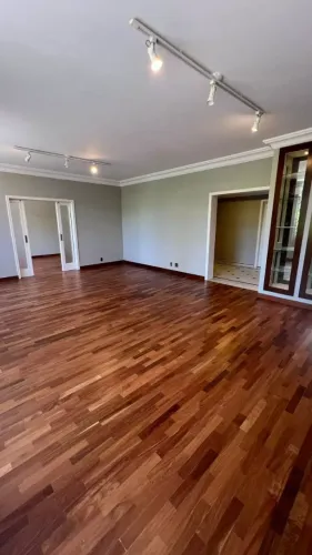 MOINHOS IMOBILIÁRIA aluga apto 261m² no Moinhos de Vento
