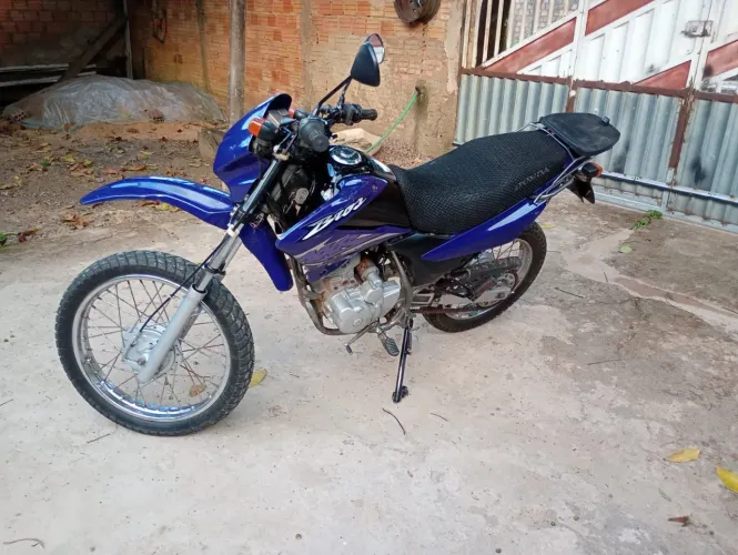 Honda bros 125es