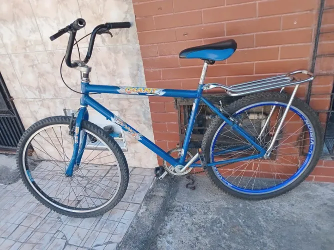 Vendo essa bicicleta boa.