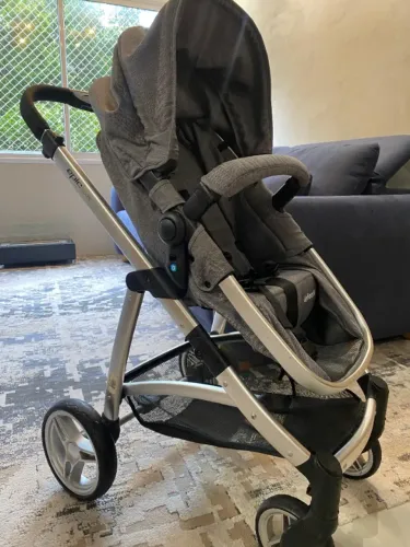 Carrinho de bebê