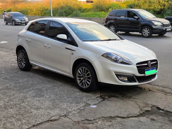 Fiat Bravo Essence 1.8 Flex 16V 5P 2016