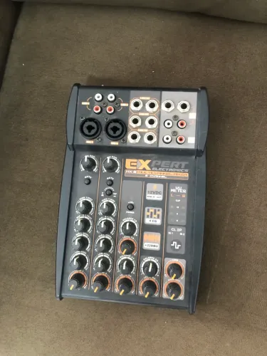 Mesa Stetsom 