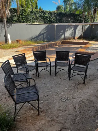 Jogo de Mesa + 6 cadeiras (área externa)