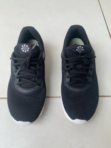 Nike tanjun 