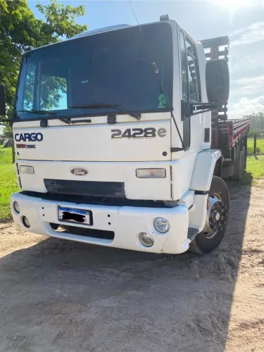 Cargo 2428 6x2