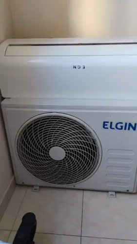 Ar condicionado Elgin Eco Class Split 12.000 BTU/h
