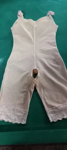 Macacão pós lipo