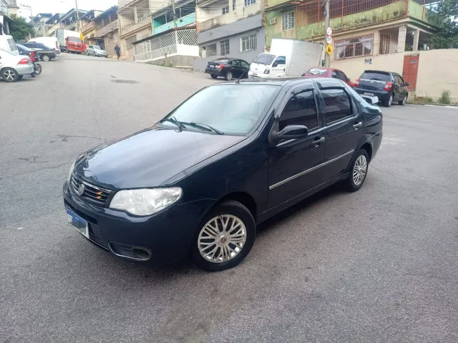 Fiat Siena HLX 1.8 MPI Flex 8V 4P 2006