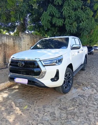 Toyota Hilux CD SRX 4X4 2.8 TDI 16V Diesel Aut. 2021