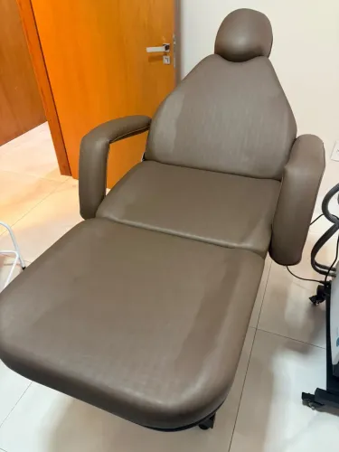 Maca Poltrona Estética Fixa Salus