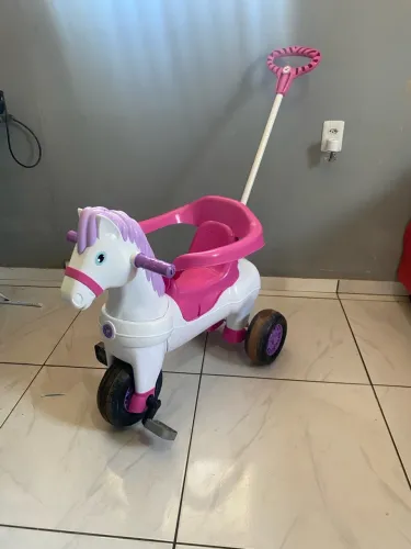 Carrinho de passeio para criança