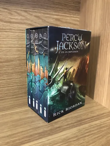 Box Percy Jackson