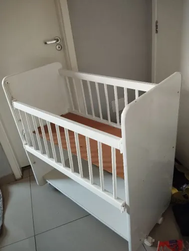 Mini Berço com colchão 