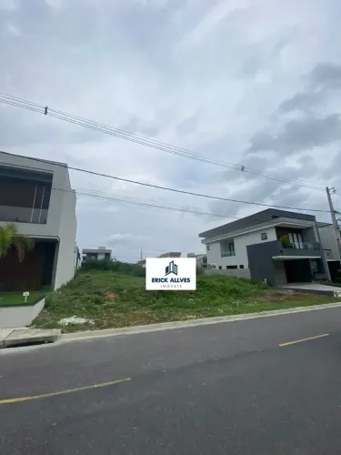 Casa de condomínio para venda possui 500 metros quadrados em Novo Aleixo - Manaus - AM