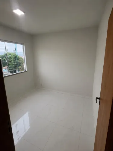 Alugo Quarto em Casa Compartilhada - Apenas Mulheres