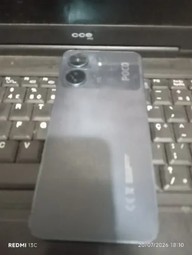 Vendi Xaomi poco c65 único dono intacto 8 giga de ram 256 de memória...