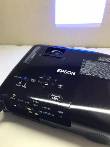Projetor Epson PowerLite S18+