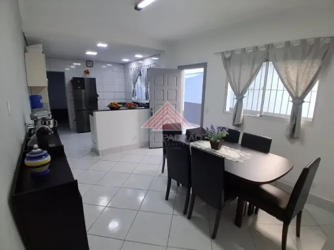 Sobrado com 3 dormitórios à venda, 209 m² por R$ 650.000,00 - Parque das Américas - Mauá/S