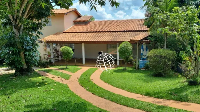 Casa com 2 dormitórios à venda, 112 m² por R$ 750.000,00 - Country Felix - Bom Jesus dos P