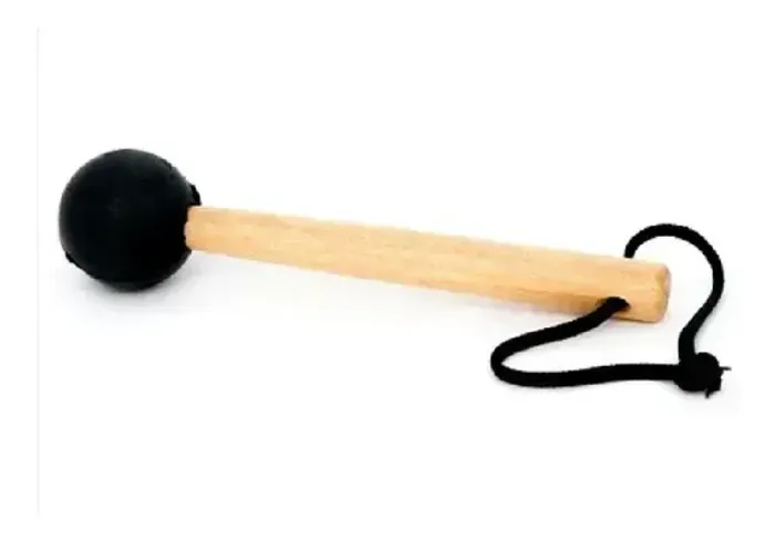 MACETA COMBAT PELUCIA CABO LONGO PRETA
