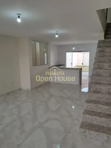 Casa Moderna com 3 Quartos, Suíte, Varandas e Área Gourmet no Bougainville  Volta Redonda 