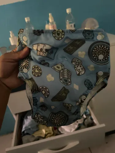 Fralda reutilizável de pano 