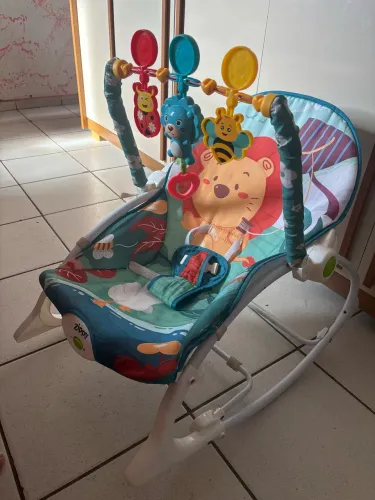 Vendo cadeirinha