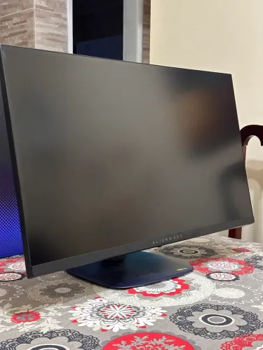 MONITOR GAMER ALIENWARE 27? QHD 180Hz - AW2725DM