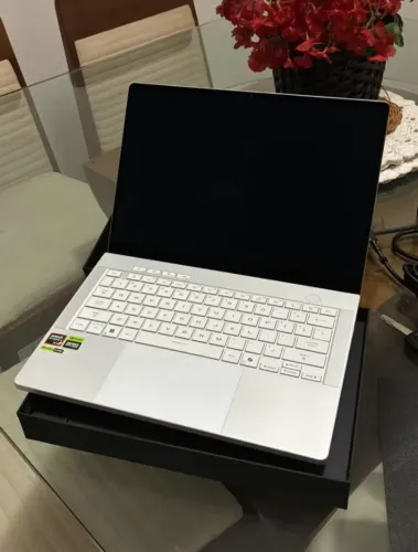 ROG Zephyrus G14 - RTX 5070ti e Ryzen 9 HX 370
