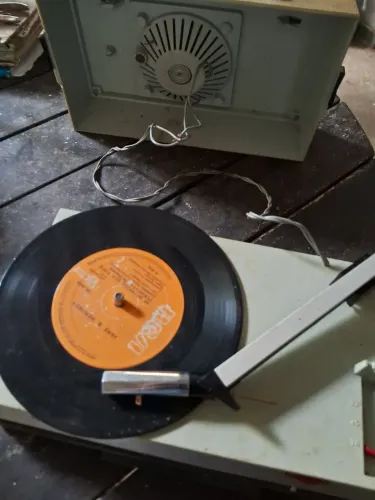 Toca disco .não funciona. Bairro Glória 