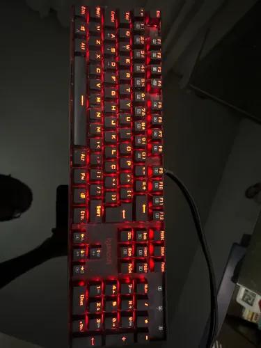 teclado gamer 