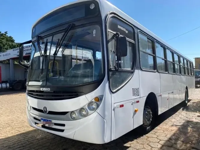 Ônibus Mercedes 2012