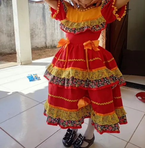 Vestido de quadrilha infantil 