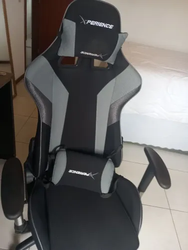 Cadeira Gamer em ótimo estado