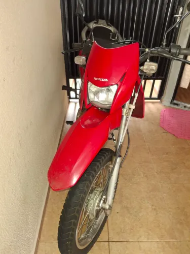 Vende bros 150 vermelha