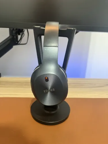 Headphone Edifier W800BT + Suporte. Estado de novo com caixa e acessorios original