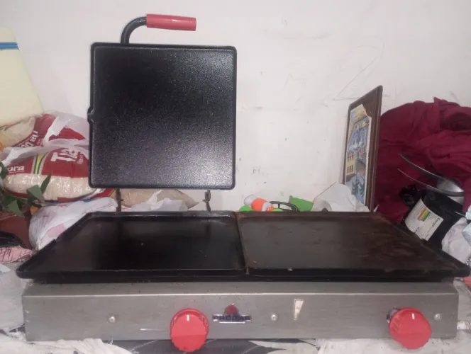 Chapa para hambúrguer e carne
