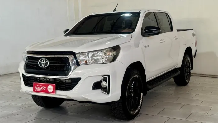 Toyota Hilux CD SR 4X4 2.8 TDI Diesel Aut. 2020