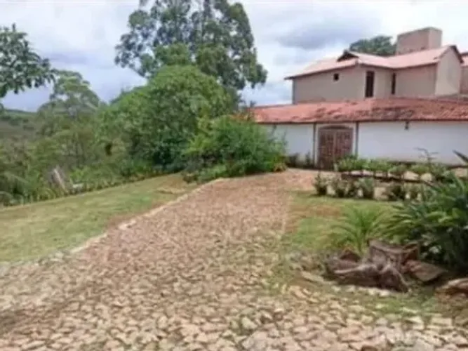 Casa no Condomínio Vale dos Pinhais Nova Lima