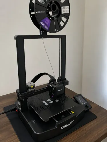 Impressora 3D Creality Ender 3 V3 SE - Pouco tempo de uso