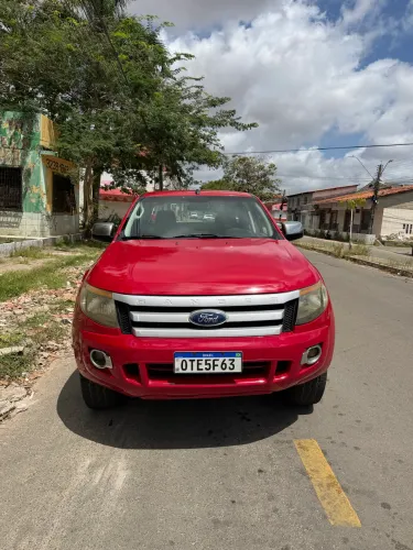 Ford Ranger XLS 2.5 16V 4X2 CD Flex 2014