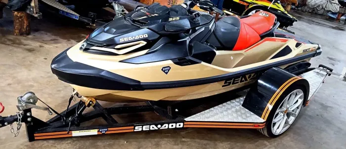 Jet ski Seadoo Rxt 325