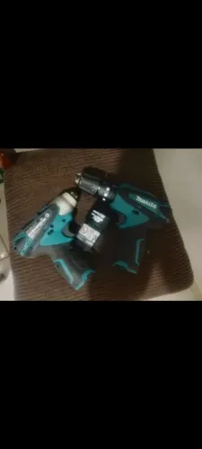 Parafusadeira e furadeira 